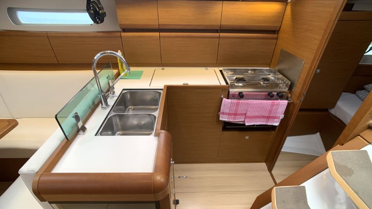 Sun Odyssey 419, Espresso | Yacht Charter Croatia