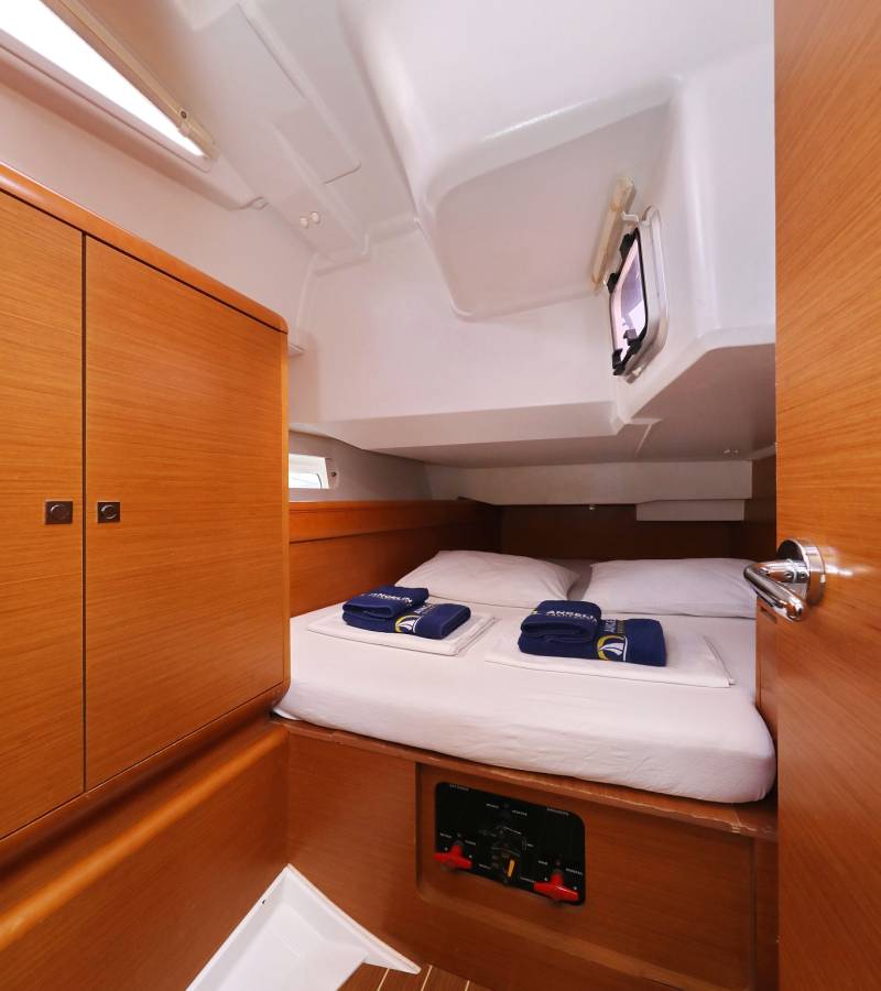 Sun Odyssey 439, Malin | Yacht Charter Croatia