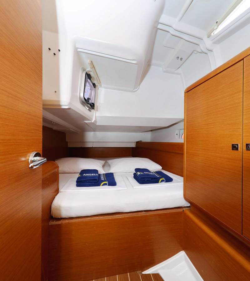 Sun Odyssey 439, Malin | Yacht Charter Croatia