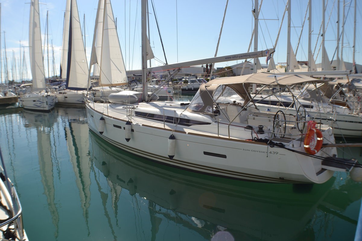 Sun Odyssey 439, Libera | Yacht Charter Croatia