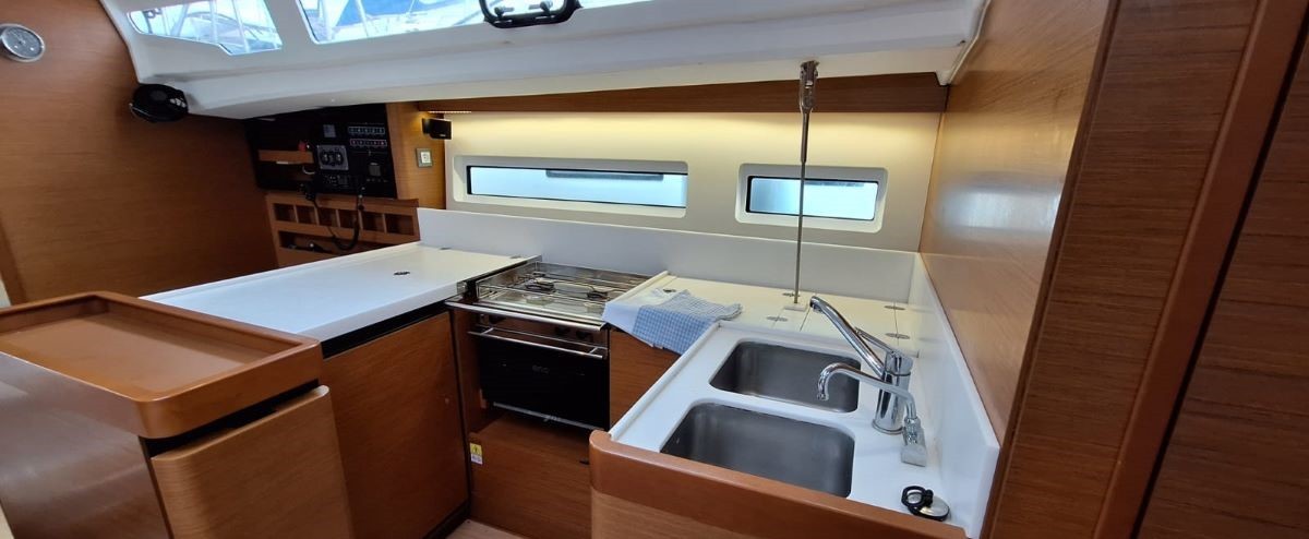 Sun Odyssey 440, Soyka | Yacht Charter Croatia