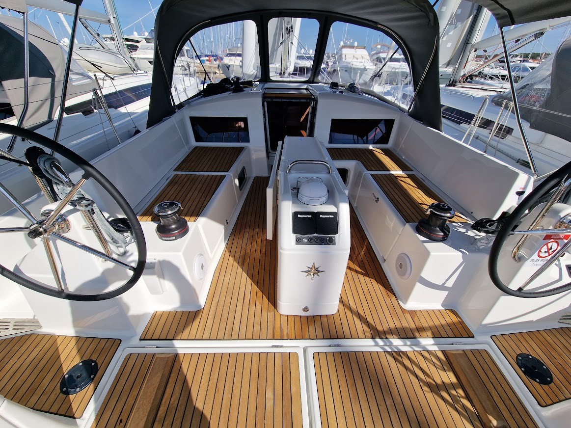 Sun Odyssey 440, Vela | Yacht Charter Croatia