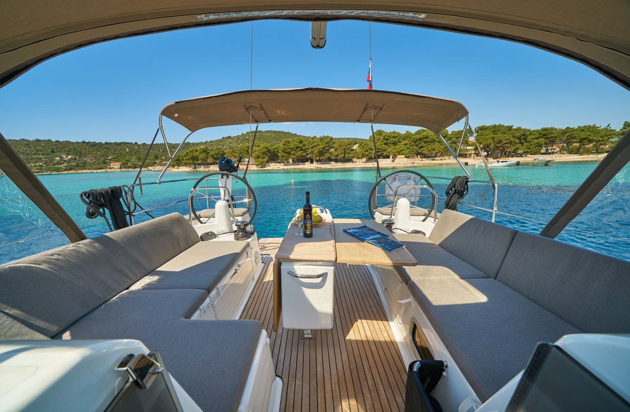 Sun Odyssey 440, Lucia II | Yacht Charter Croatia