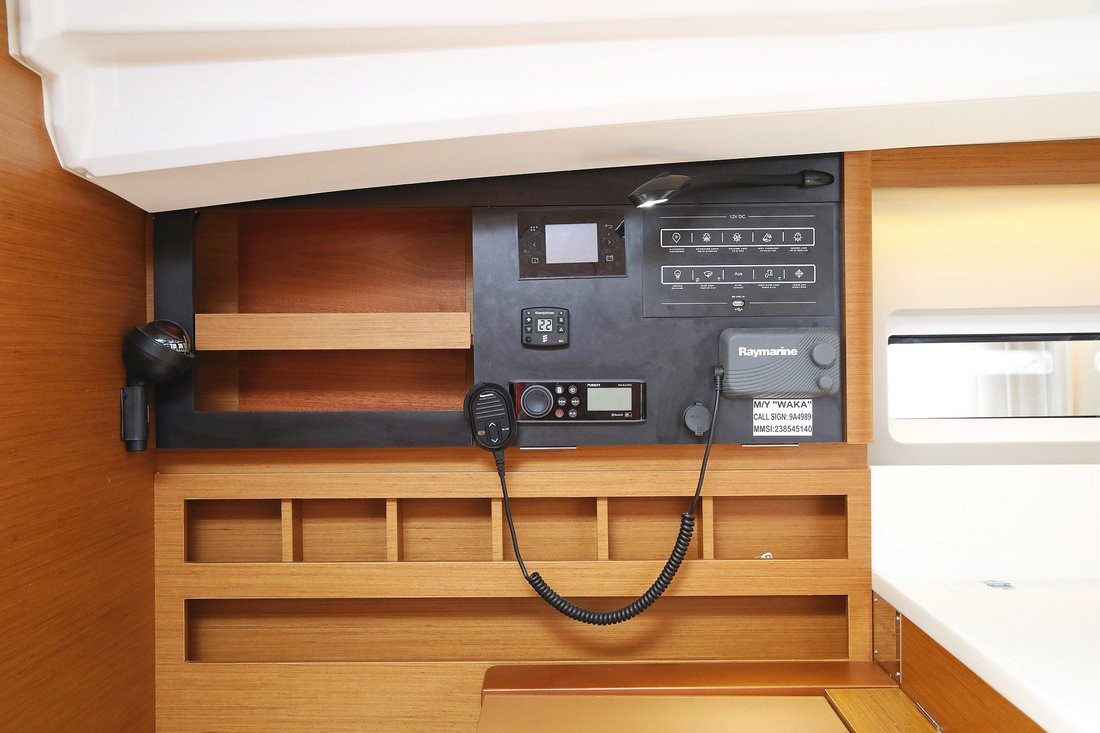 Sun Odyssey 440, Waka | Yachtcharter Kroatien