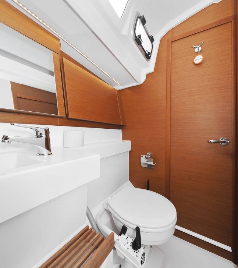 Sun Odyssey 440, Waka | Yacht Charter Croatia
