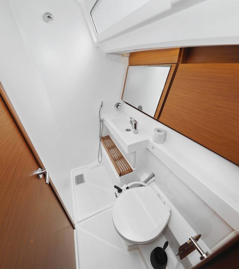 Sun Odyssey 440, Waka | Yacht Charter Croatia
