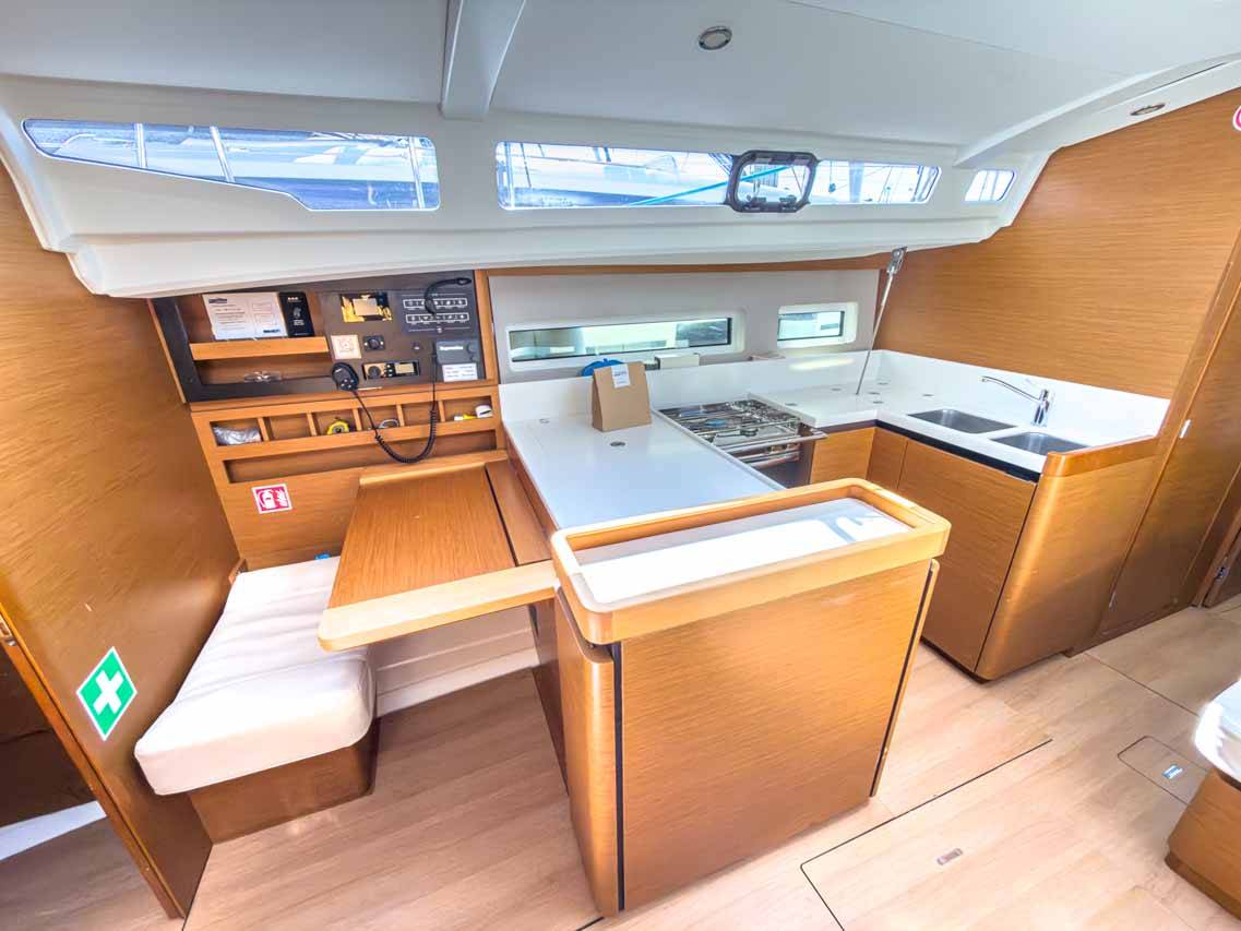 Sun Odyssey 440, Sigma Kiss | Noleggio di Yacht Croazia