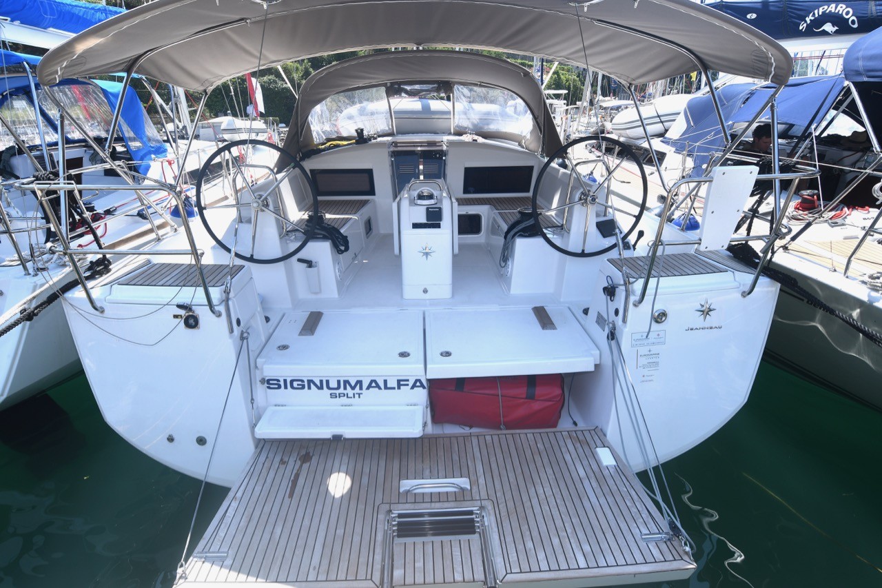 Sun Odyssey 440, Signum Alfa | Yacht Charter Croatia