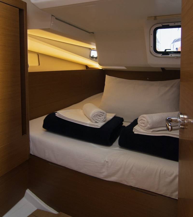 Sun Odyssey 440, Tanpopo | Yacht Charter Croatia