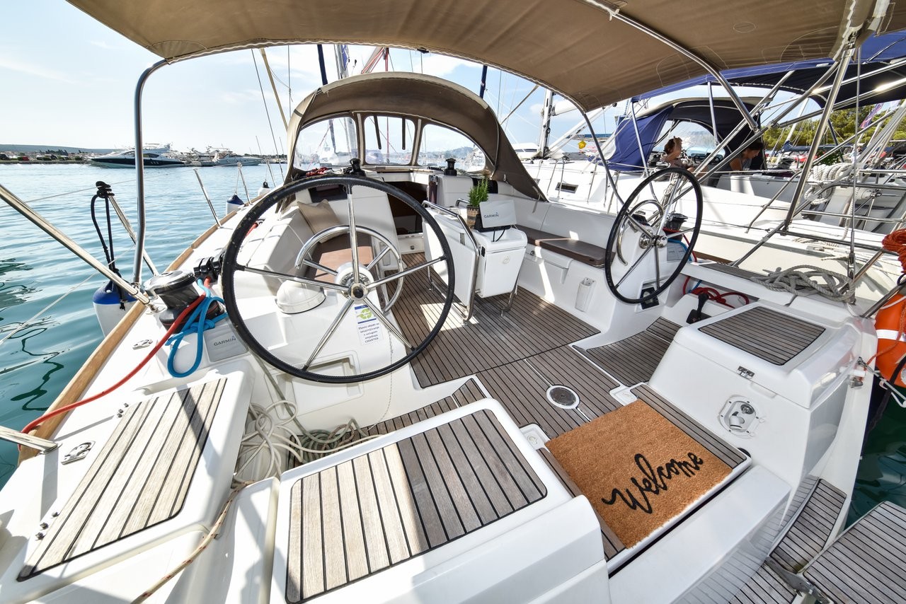 Sun Odyssey 449, Pižulot | Yacht Charter Croatia
