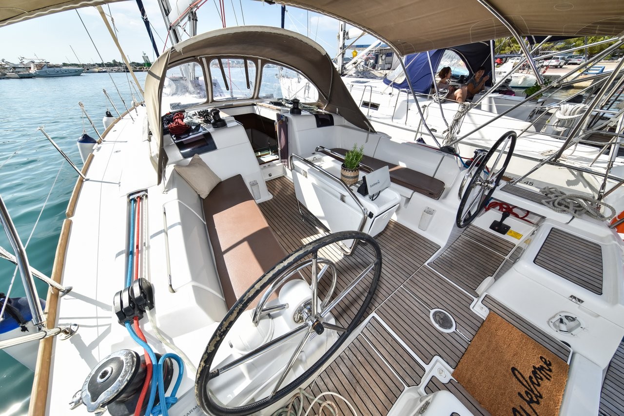 Sun Odyssey 449, Pižulot | Yacht Charter Croatia