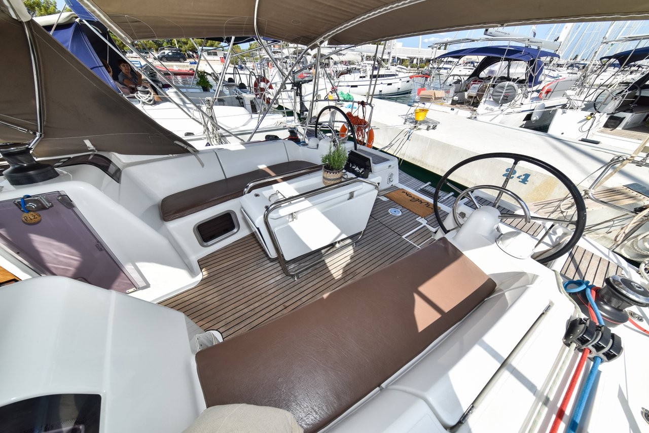 Sun Odyssey 449, Pižulot | Yacht Charter Croatia