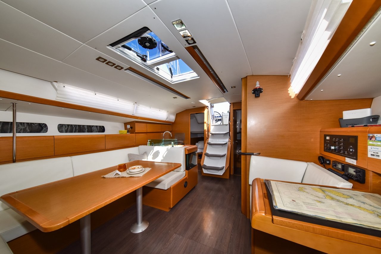 Sun Odyssey 449, Pižulot | Yacht Charter Croatia