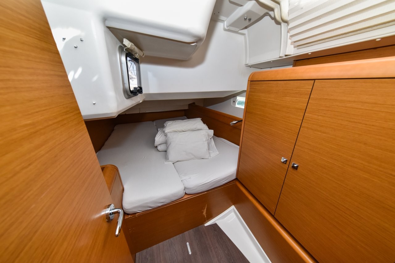 Sun Odyssey 449, Pižulot | Yacht Charter Croatia