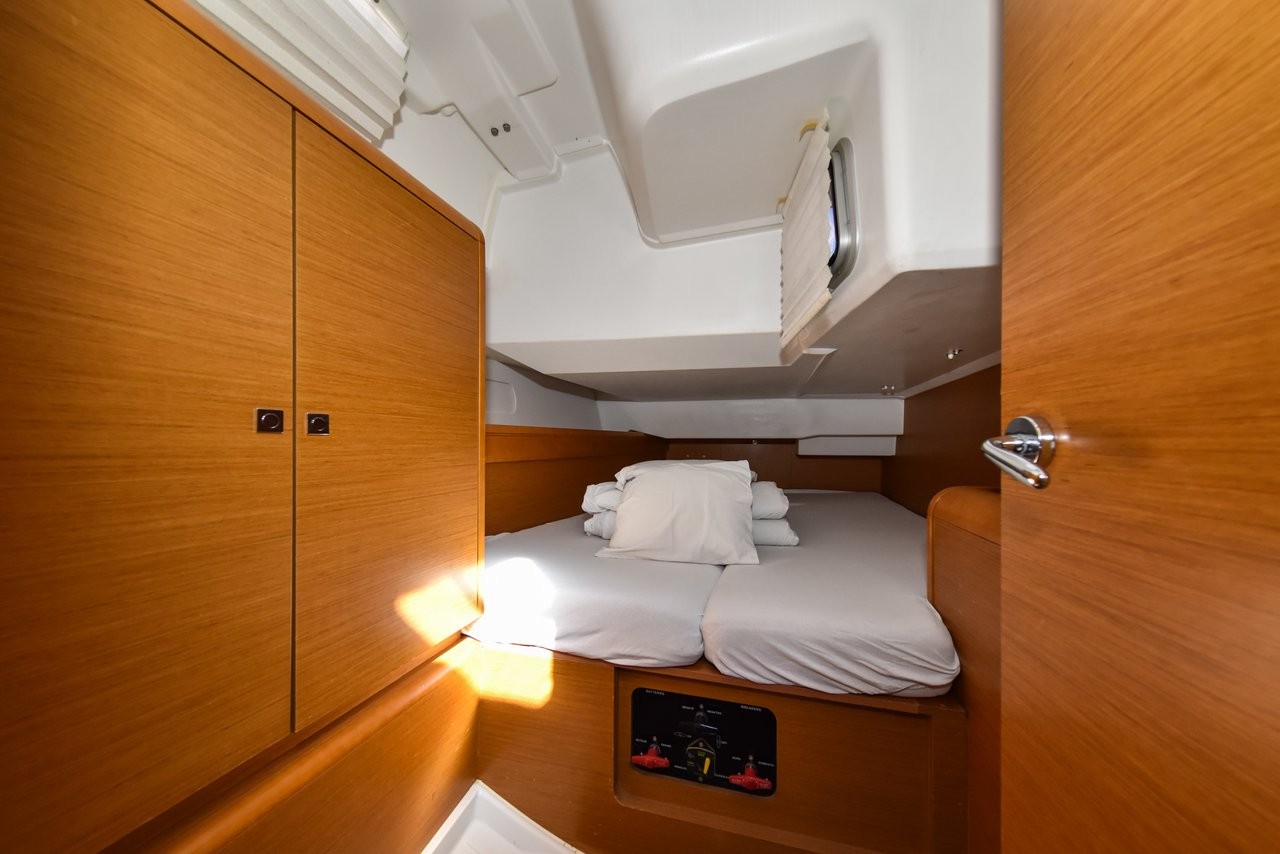 Sun Odyssey 449, Pižulot | Yacht Charter Croatia