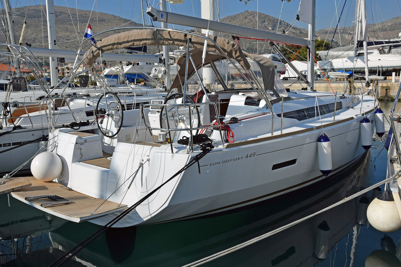 Sun Odyssey 449, Beaujolais | Yacht Charter Croatia