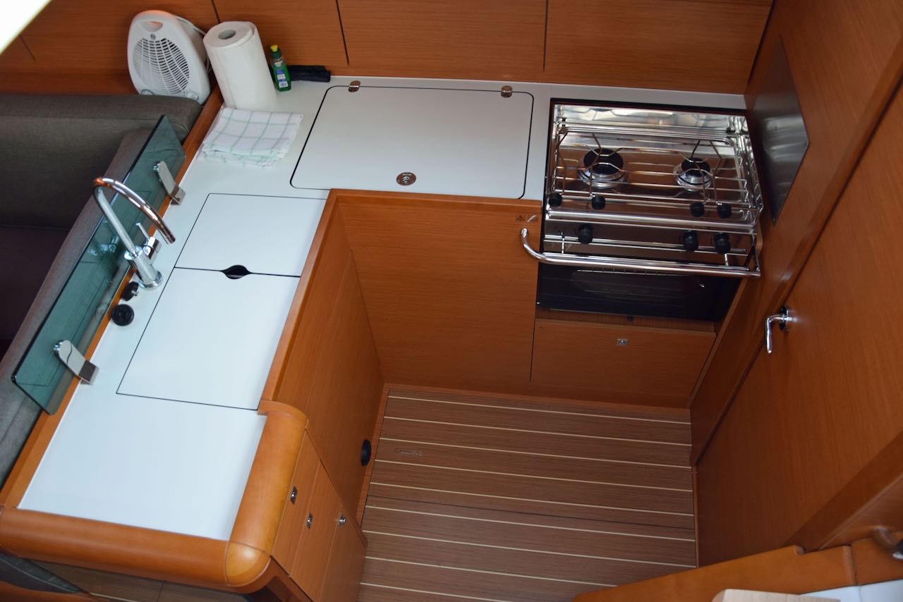 Sun Odyssey 449, Beaujolais | Yacht Charter Croatia