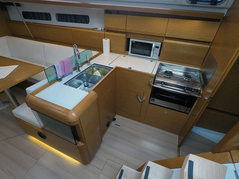 Sun Odyssey 449, Elissa | Yachtcharter Kroatien