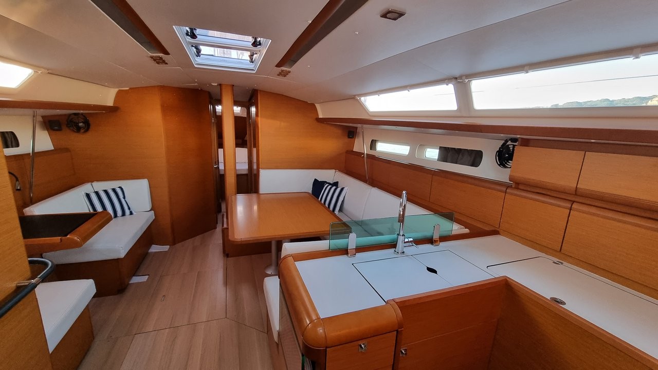 Sun Odyssey 449, Blue Moon | Yacht Charter Croatia