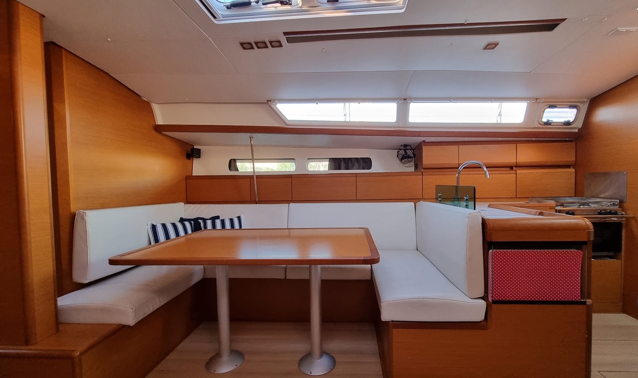Sun Odyssey 449, Blue Moon | Yacht Charter Croatia