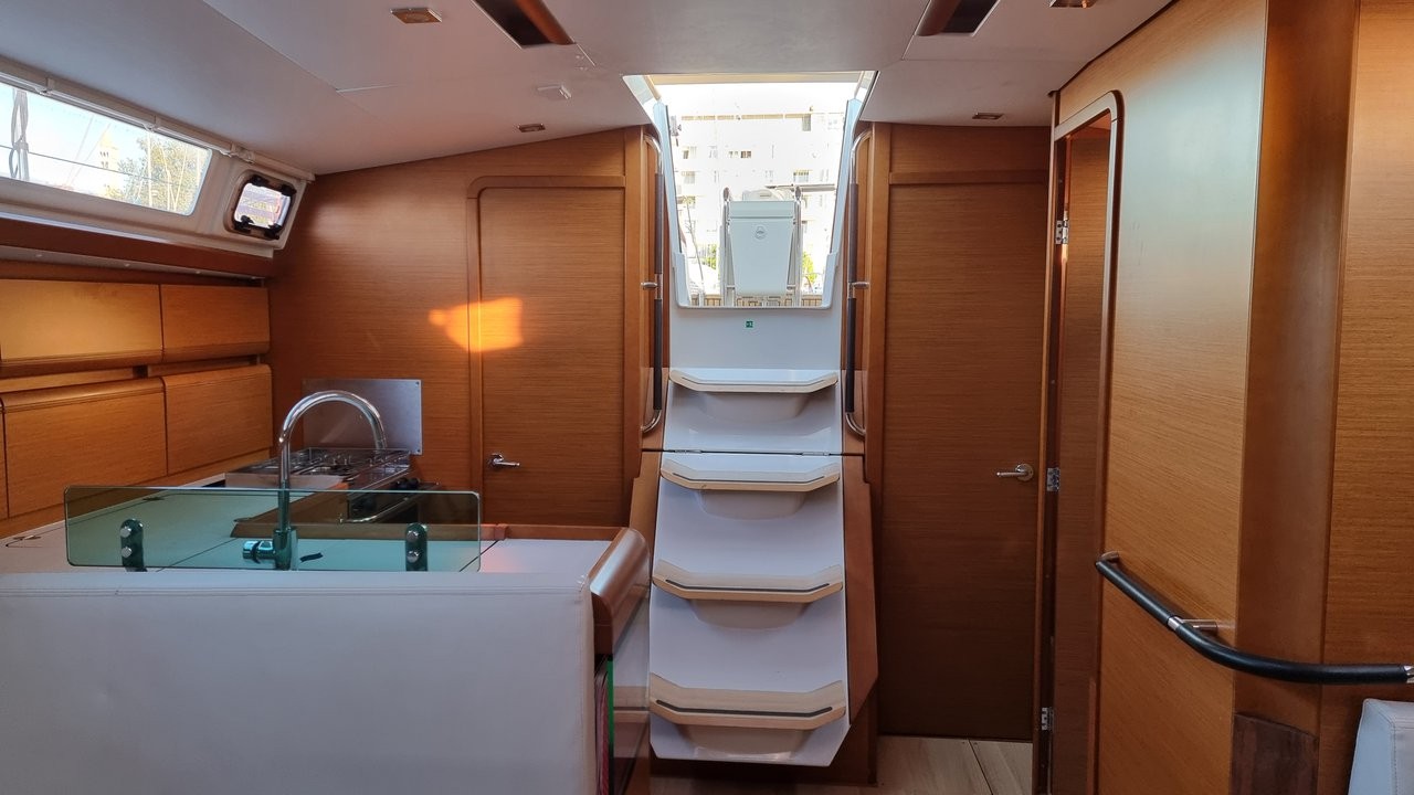 Sun Odyssey 449, Blue Moon | Yacht Charter Croatia