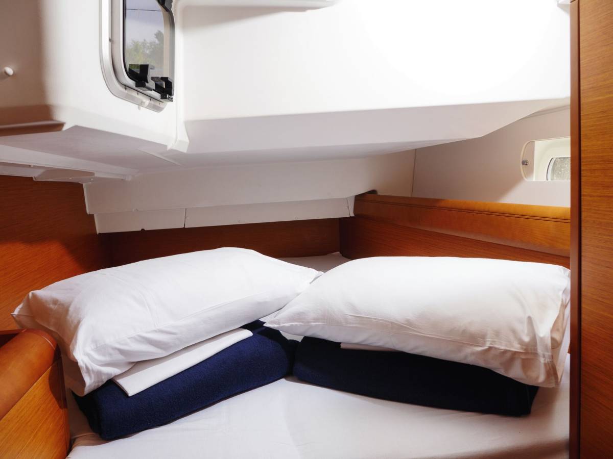 Sun Odyssey 449, Tortuga | Yacht Charter Croatia