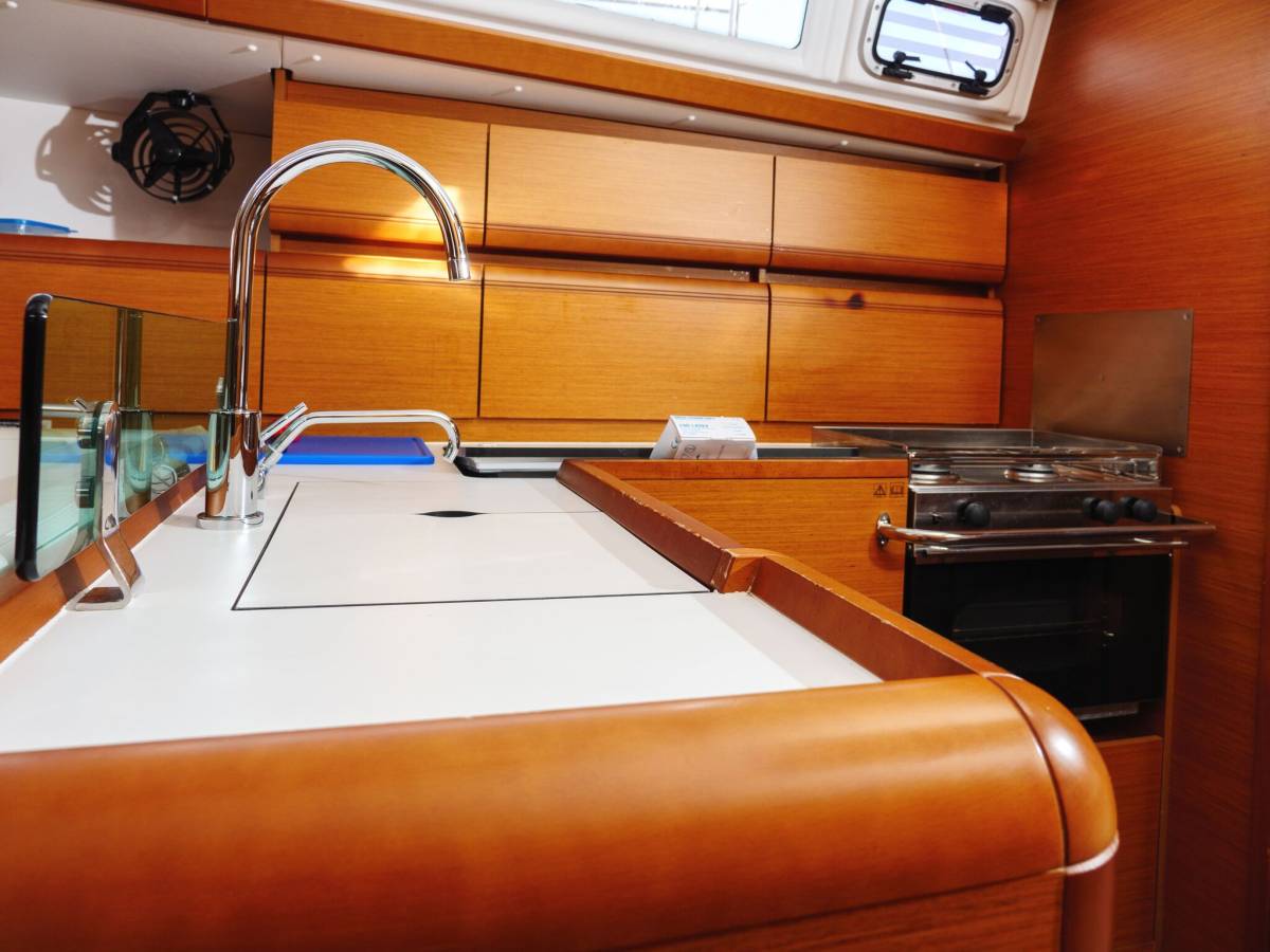 Sun Odyssey 449, Tortuga | Yacht Charter Croatia