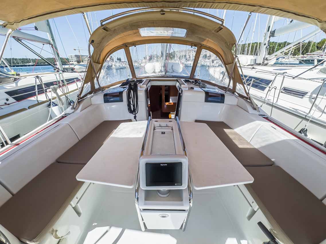 Sun Odyssey 449, Pagomo capri | Yacht Charter Croatia