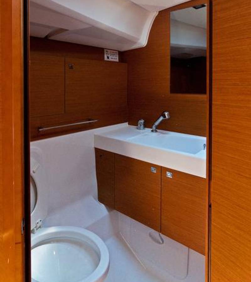 Sun Odyssey 469, South Kiss | Yacht Charter Croatia