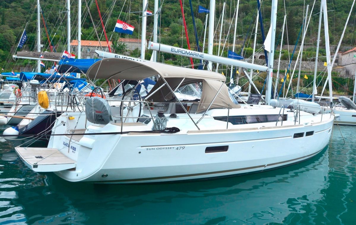 Sun Odyssey 479, Black Kiss | Yachtcharter Kroatien