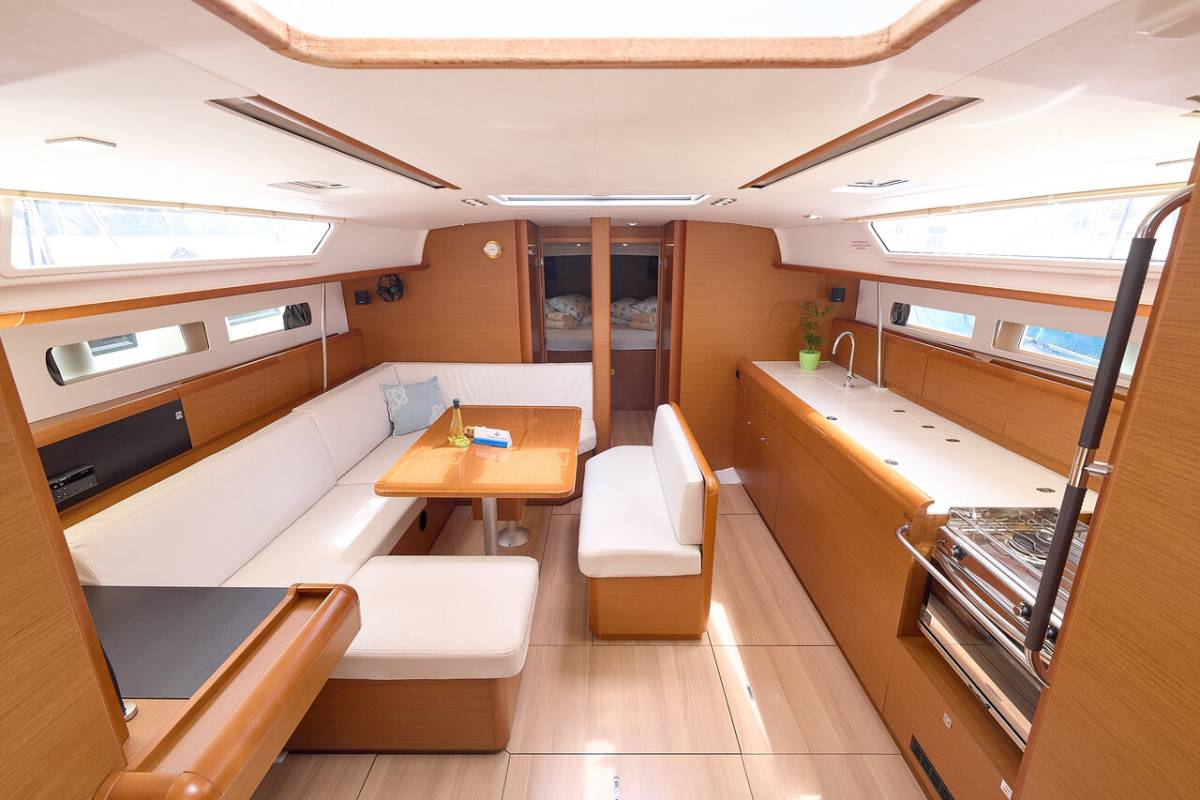 Sun Odyssey 479, Pina | Yacht Charter Croatia