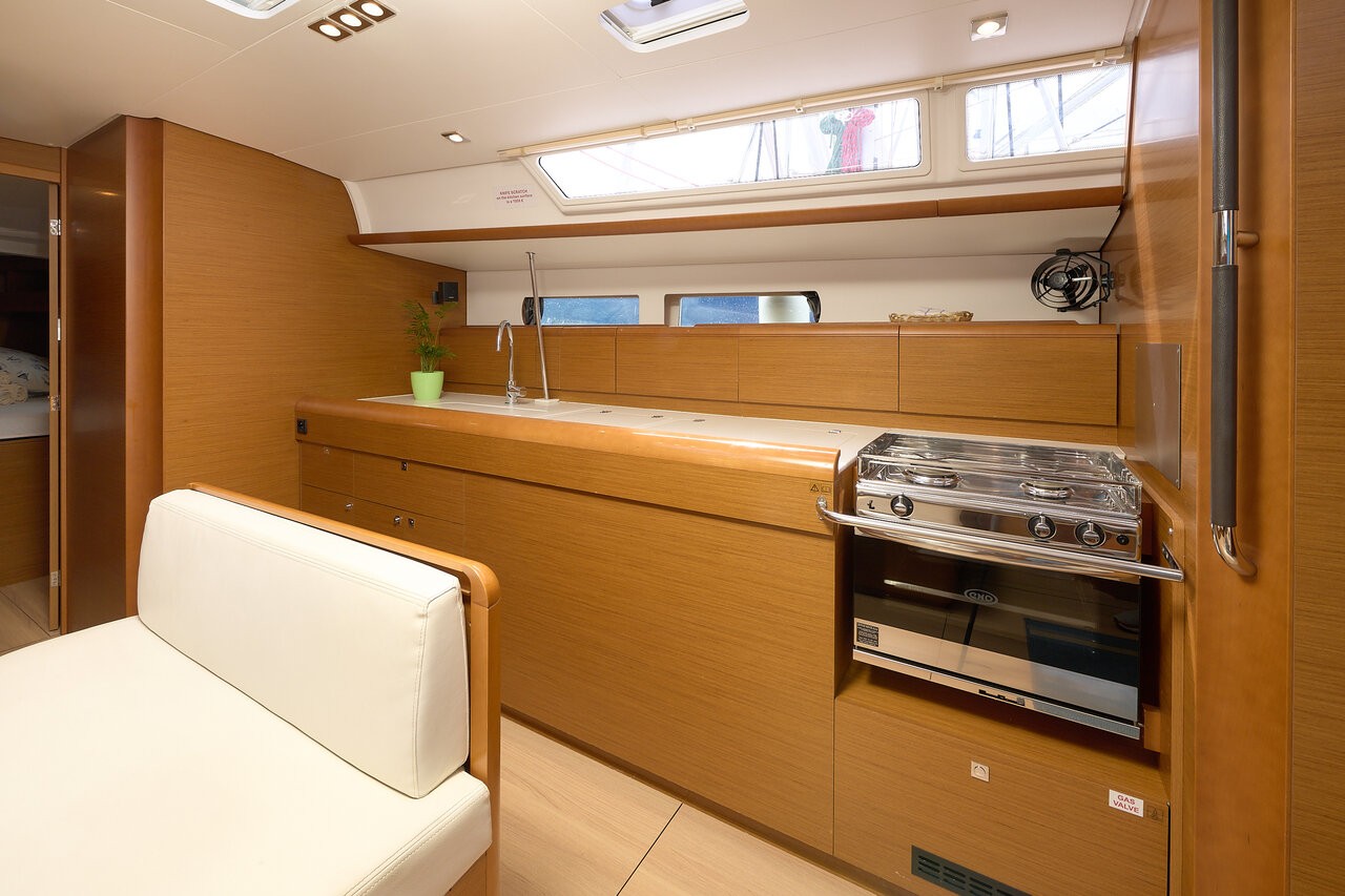 Sun Odyssey 479, Pina | Yacht Charter Croatia
