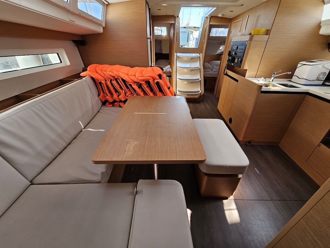 Sun Odyssey 490, Luna | Yacht Charter Croatia