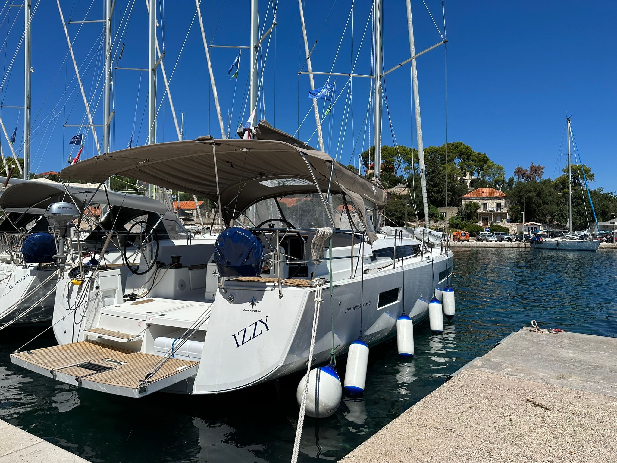 Sun Odyssey 490, Izzy | Yacht Charter Croatia