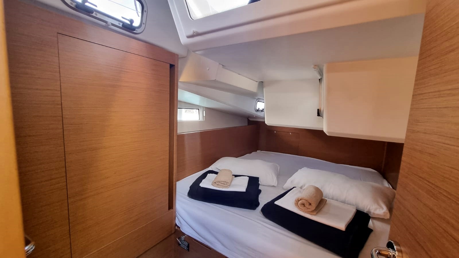 Sun Odyssey 490, Izzy | Yacht Charter Croatia