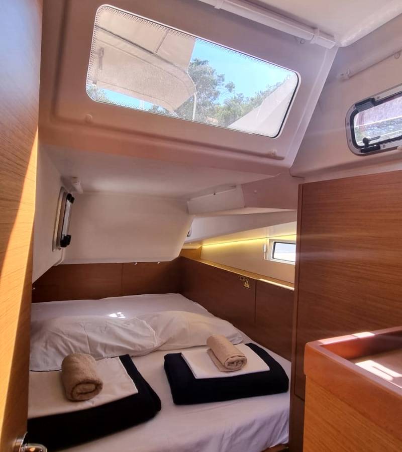 Sun Odyssey 490, Izzy | Yacht Charter Croatia