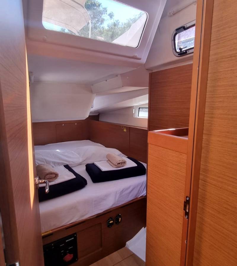 Sun Odyssey 490, Izzy | Yacht Charter Croatia