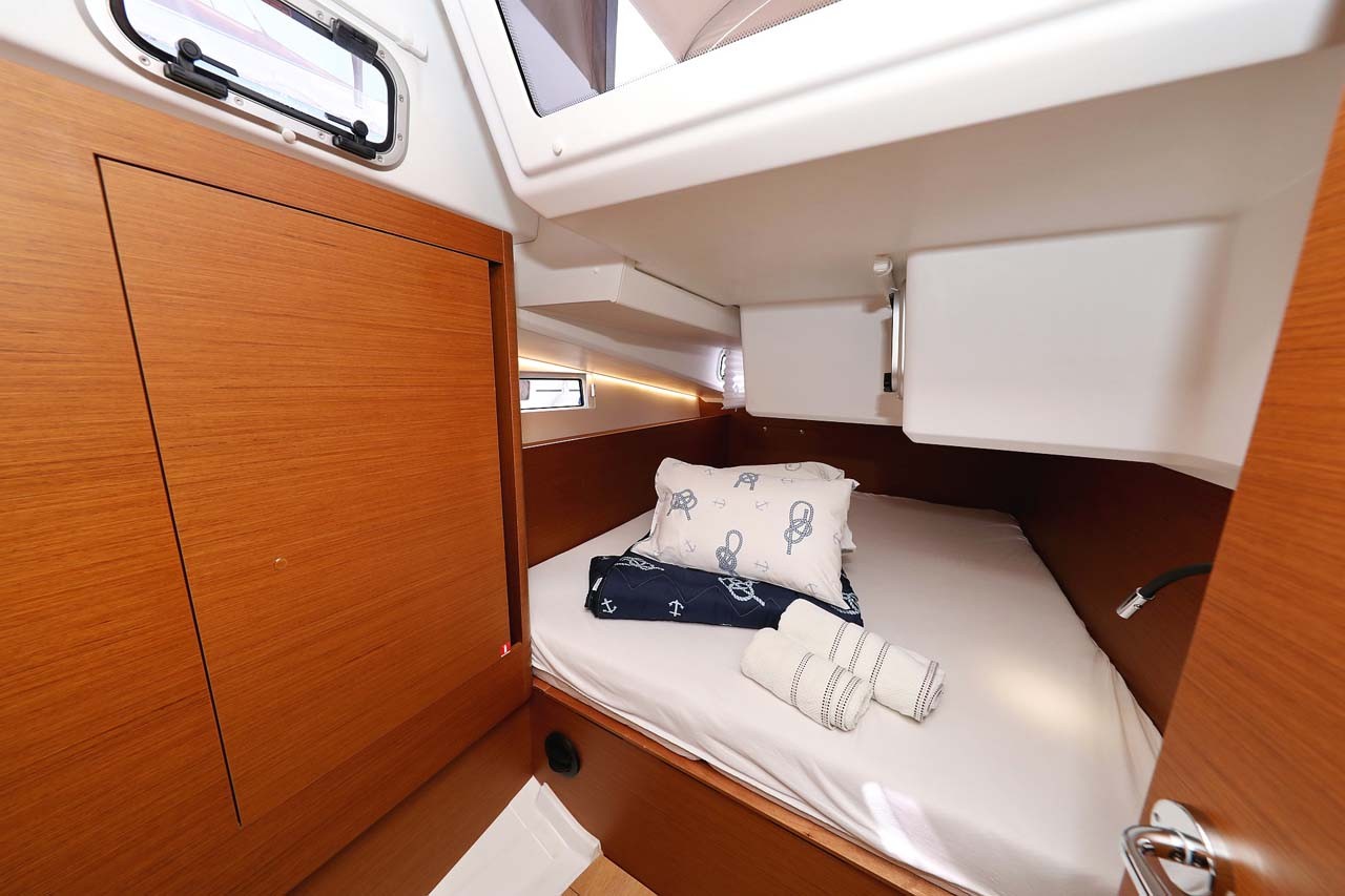Sun Odyssey 490, Pollux | Yacht Charter Croatia