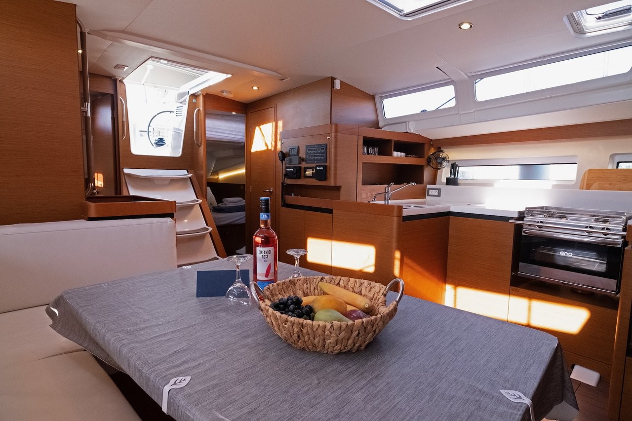 Sun Odyssey 490, Mystic Kiss | Yacht Charter Croatia