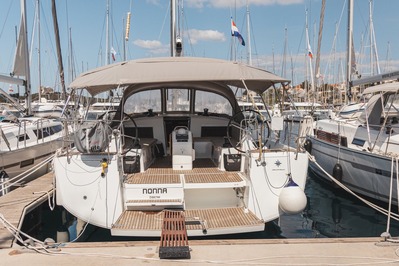 Sun Odyssey 490, Nonna | Yacht Charter Croatia