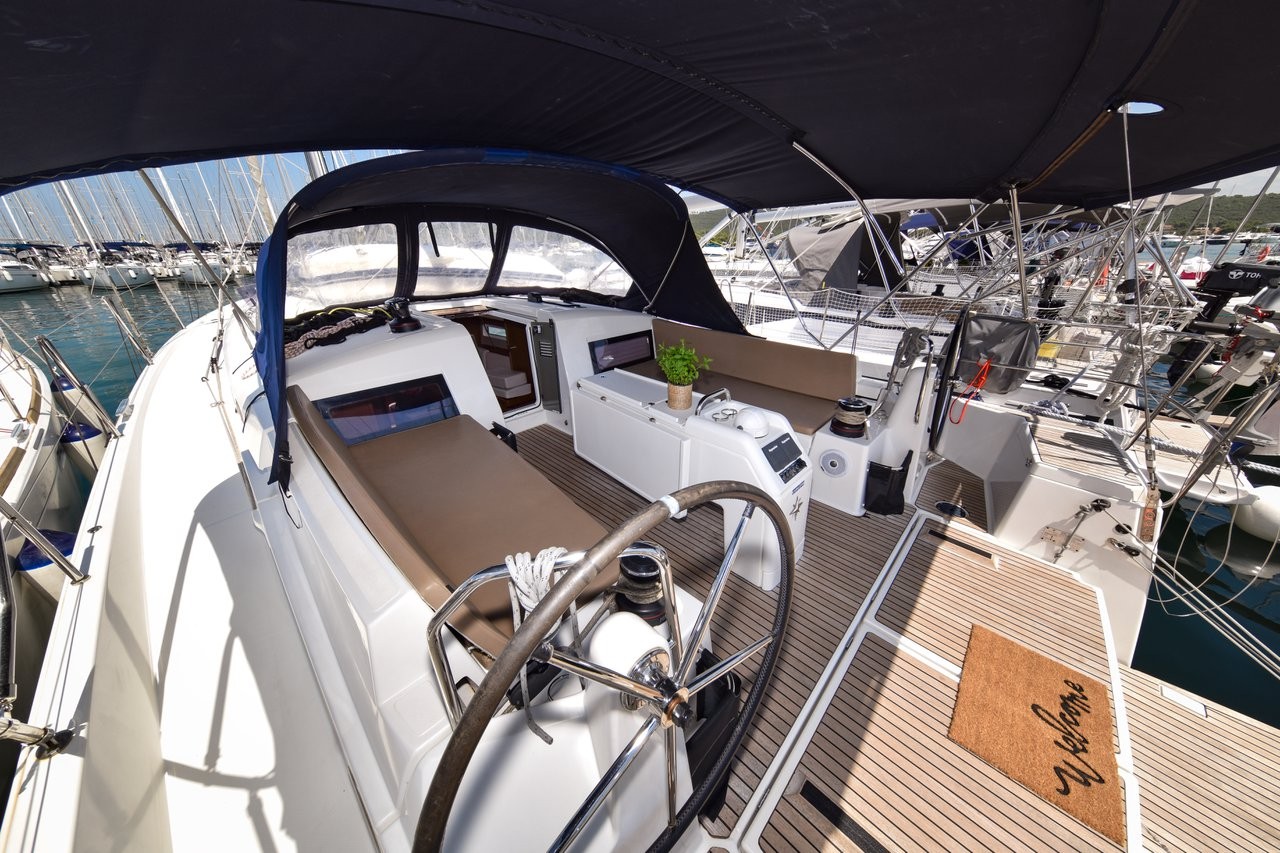 Sun Odyssey 490, Swannabe | Yacht Charter Croatia