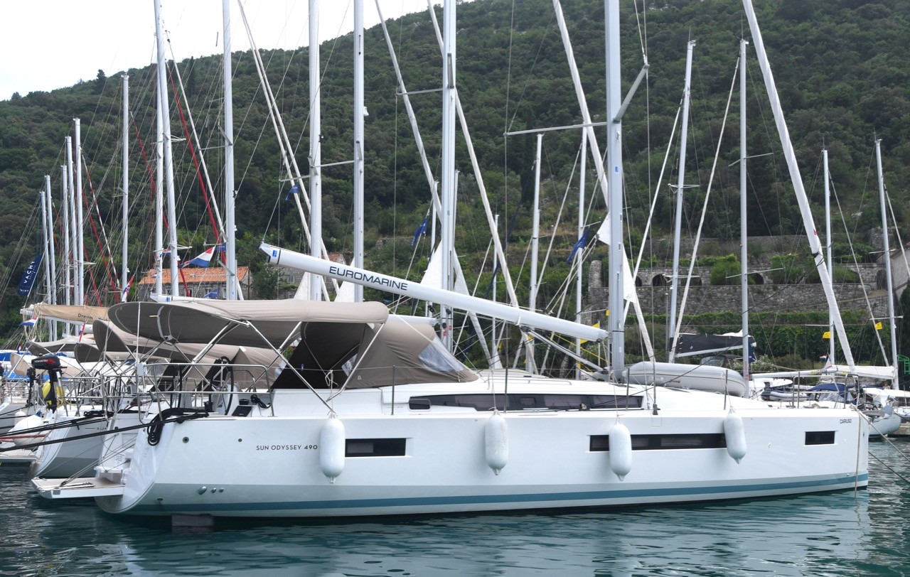 Sun Odyssey 490, Caruso | Noleggio di Yacht Croazia