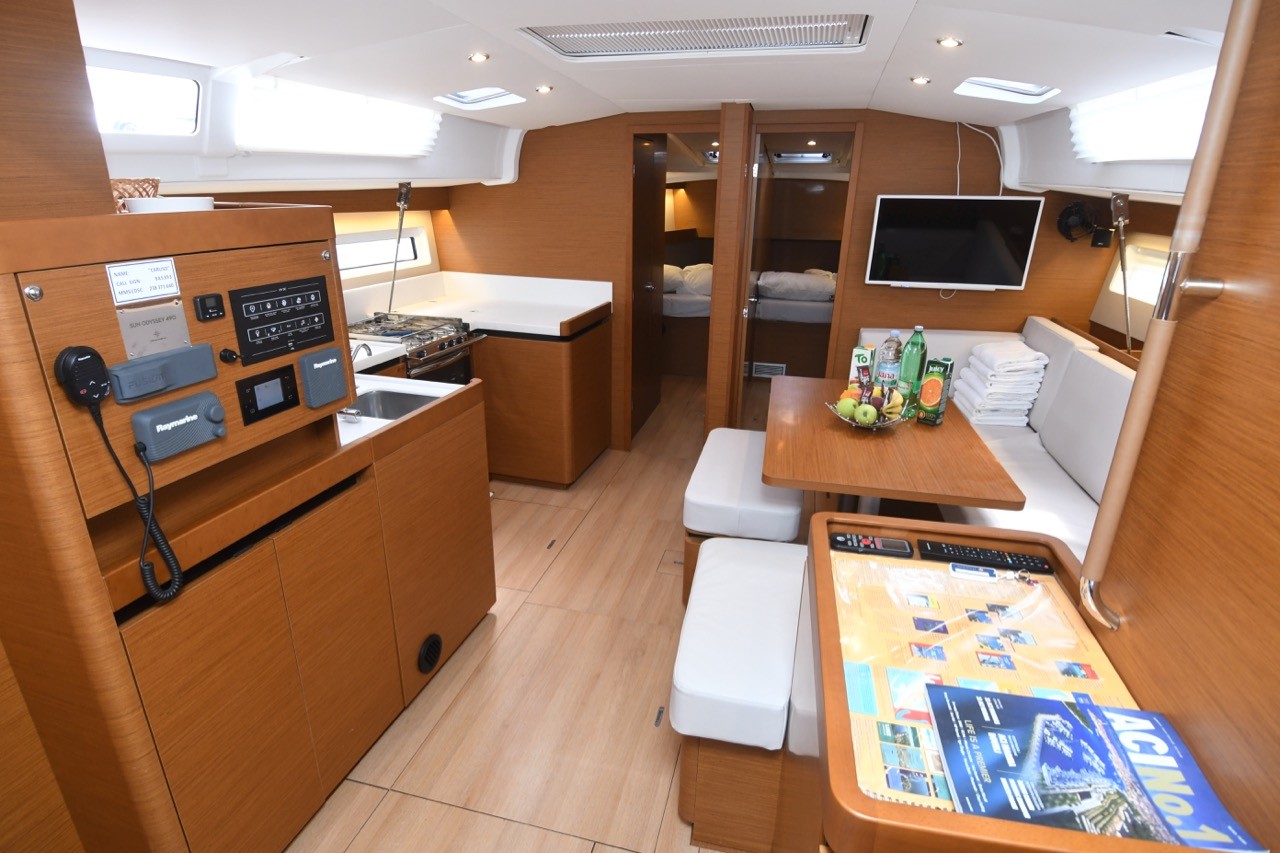Sun Odyssey 490, Caruso | Noleggio di Yacht Croazia