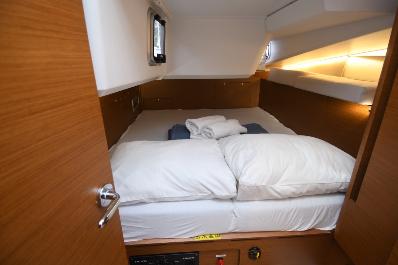 Sun Odyssey 490, Caruso | Noleggio di Yacht Croazia