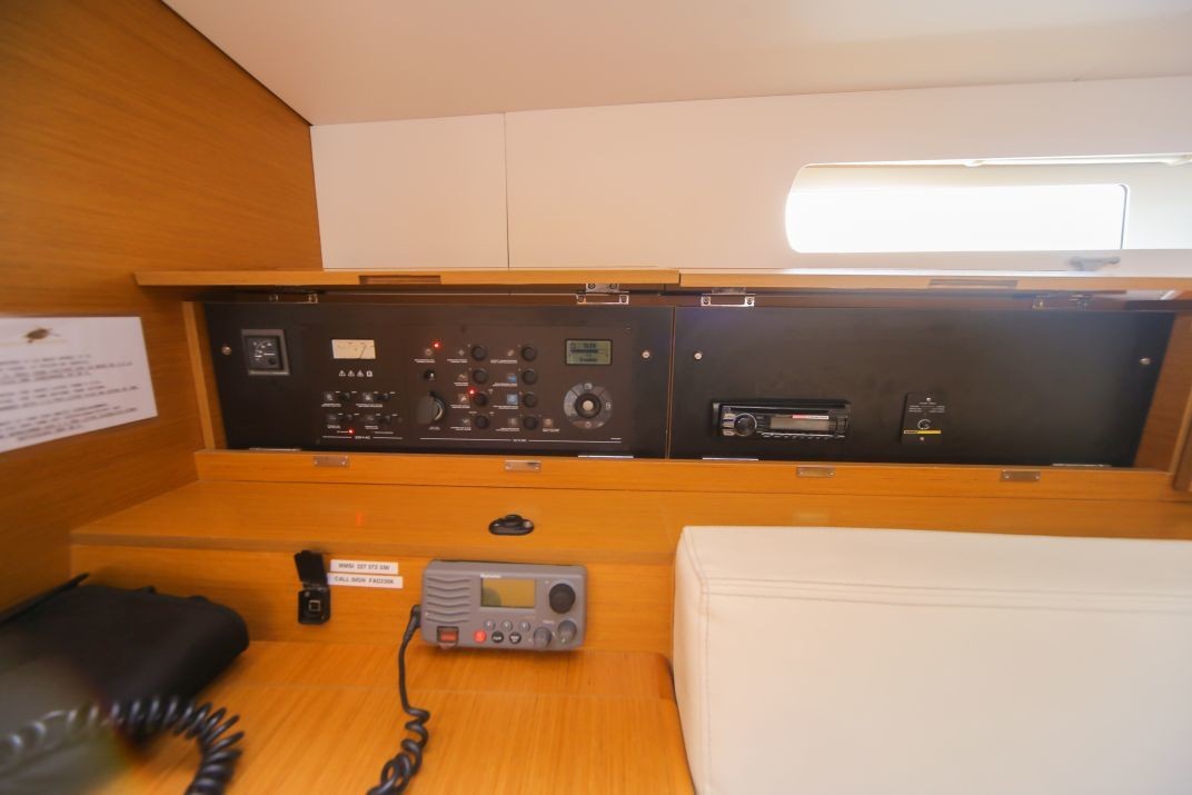 Sun Odyssey 509, POMONE-15 | Noleggio di Yacht Croazia