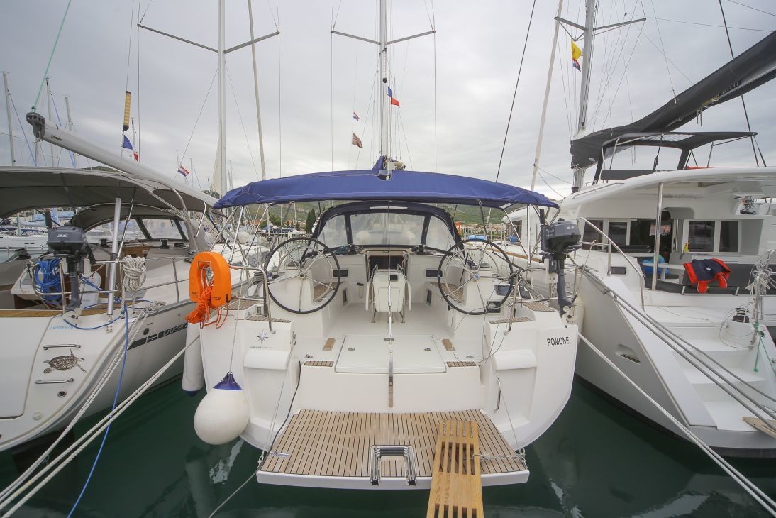 Sun Odyssey 509, POMONE-15 | Noleggio di Yacht Croazia