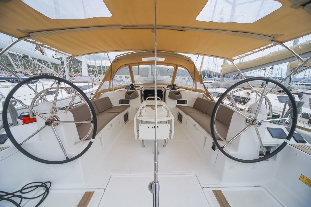Sun Odyssey 519, MALAKE | Yacht Charter Croatia