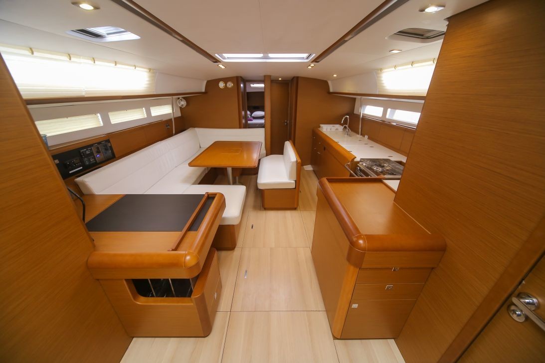 Sun Odyssey 519, MALAKE | Yacht Charter Croatia
