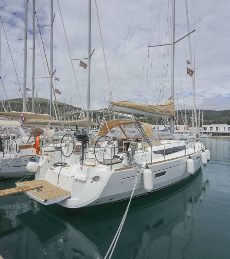 Sun Odyssey 519, ANDAMAN | Yacht Charter Croatia