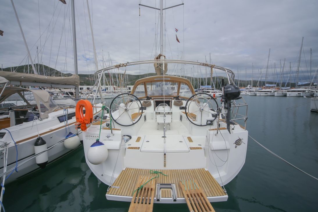 Sun Odyssey 519, ANDAMAN  | Yacht Charter Croatia